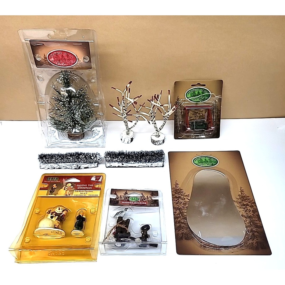 Vintage Lot Of Enchanted Forest Christmas Lemax Village Accessories & Figurines